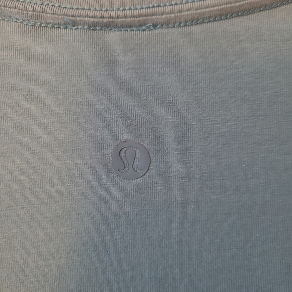 lululemon athletica Teal Short Sleeve Top - Picture 4 of 4